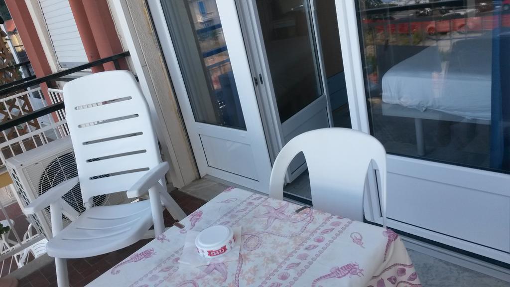 B&B Solana Noli Extérieur photo