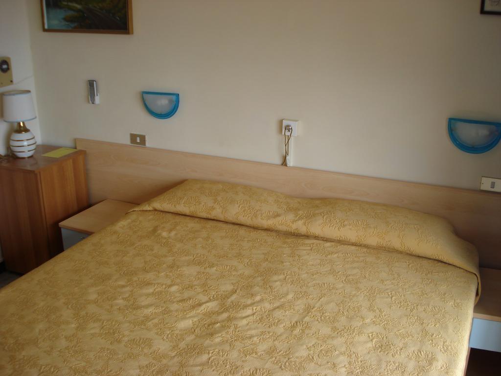 B&B Solana Noli Extérieur photo