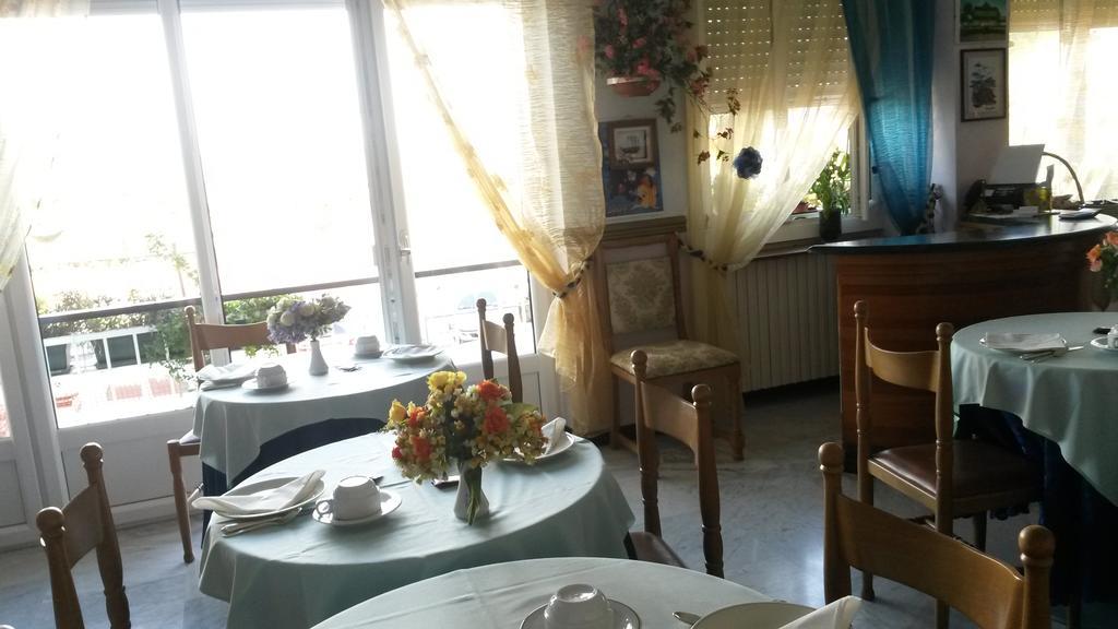 B&B Solana Noli Extérieur photo